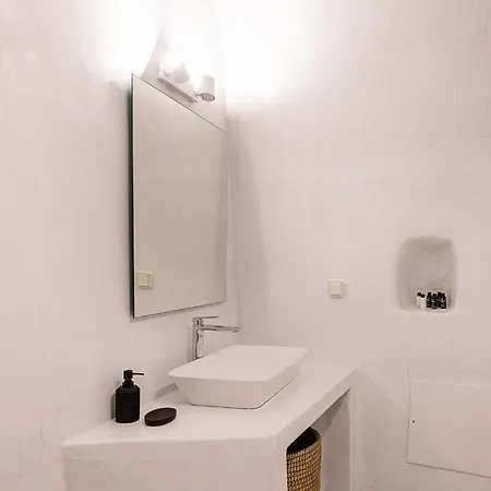 Villa Karpimo Scenery - Caldera Sunset View - Private Hot Tub - *