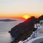 Karpimo Scenery - Caldera Sunset View - Private Hot Tub - Βίλα *