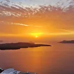Karpimo Scenery - Caldera Sunset View - Private Hot Tub - Βίλα *